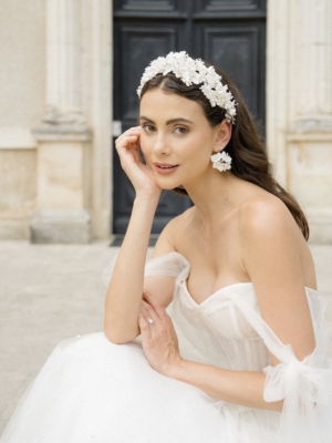 Floral bridal headpiece / Style 205